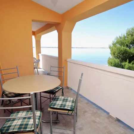 Apartman By The Sea - Mulo, Zadar - 5844 Vrsi